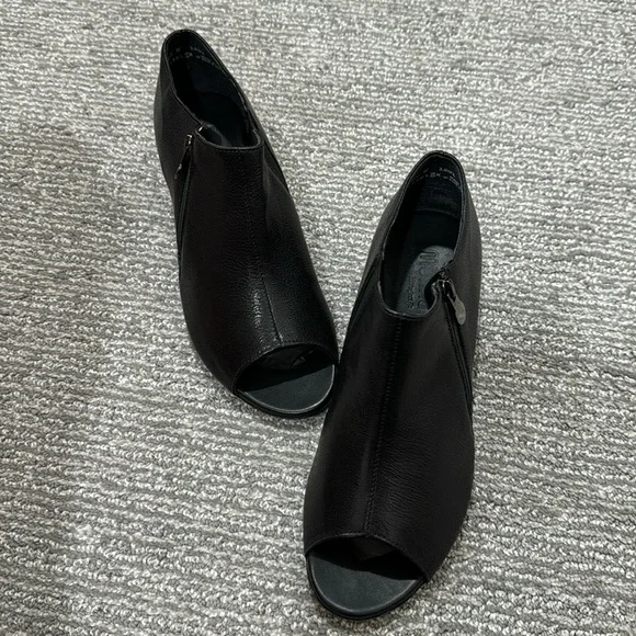 - Munro American peep toe women shoes - Picture 1 of 6